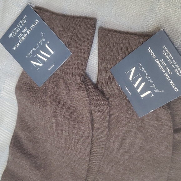 JWN Extra Fine Merino Wool  Socks  Men's. OS NWT - Picture 2 of 8